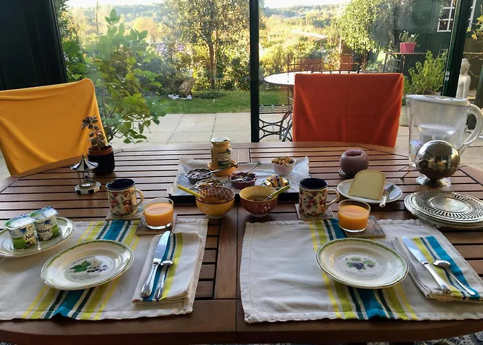 Entre Et Verdure - Deux Hebergements De Charme A