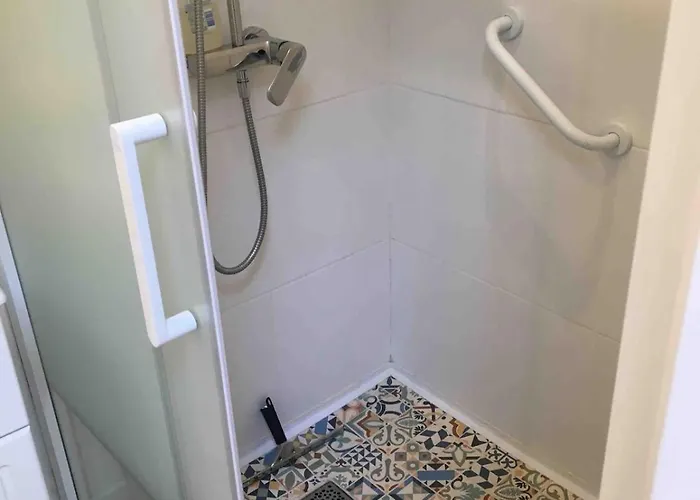 Entre Et Verdure - Deux Hebergements De Charme A 招待所