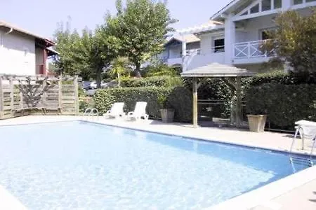 Guest house Entre Et Verdure - Deux Hebergements De Charme A 3*