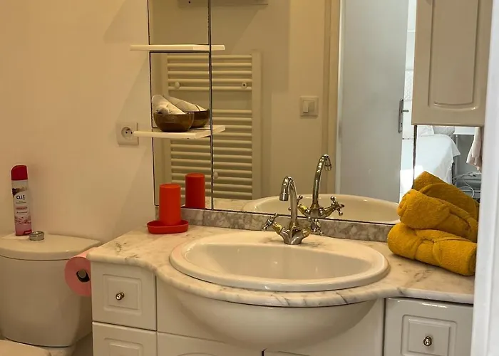 Entre Et Verdure - Deux Hebergements De Charme A