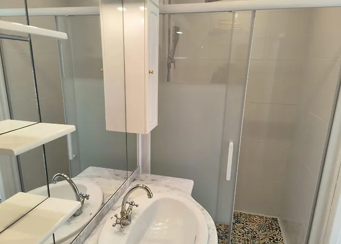 Entre Et Verdure - Deux Hebergements De Charme A 3* Biarritz